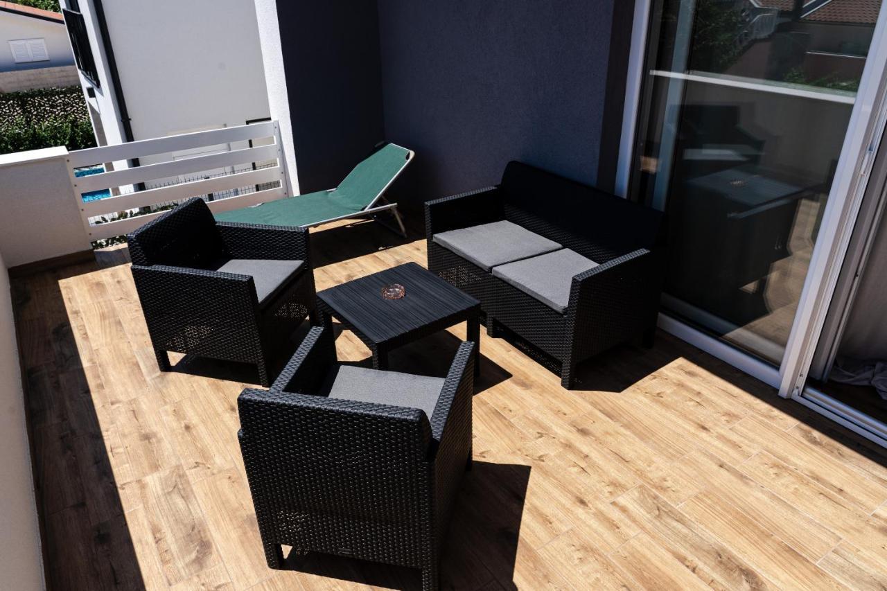 Station 22 - Brand New Apartment With A Terrace And Private Parking Vir Εξωτερικό φωτογραφία