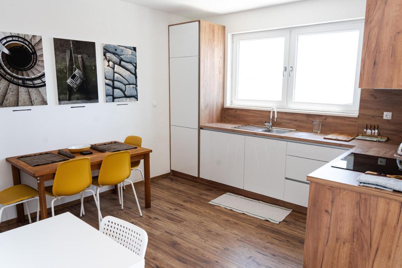 Station 22 - Brand New Apartment With A Terrace And Private Parking Vir Εξωτερικό φωτογραφία