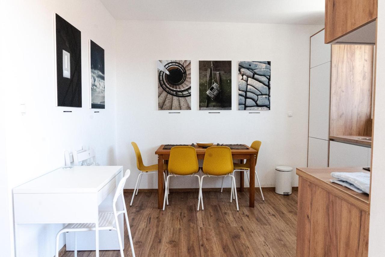 Station 22 - Brand New Apartment With A Terrace And Private Parking Vir Εξωτερικό φωτογραφία